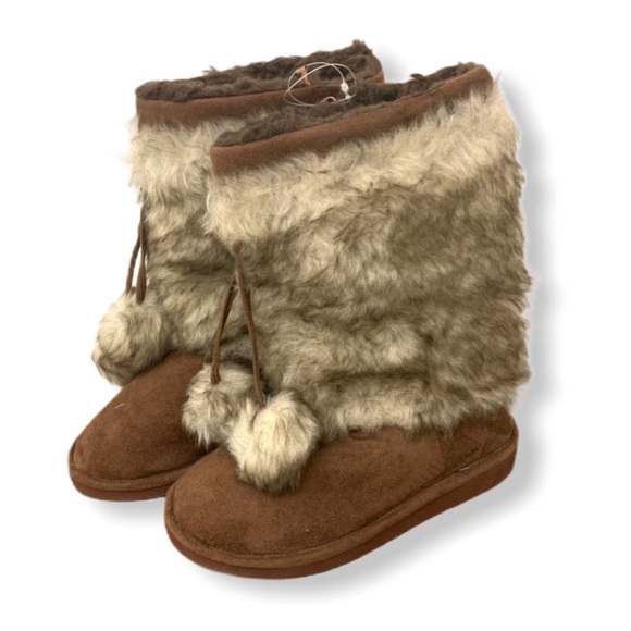Shoes - Faux Fur booties